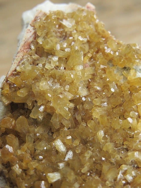 stilbit na skaleniu * Strzegom