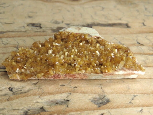 stilbit na skaleniu * Strzegom