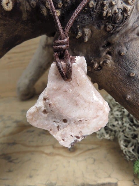 kwarc igiełkowy - Polska - amulet ochronny