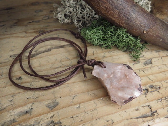 kwarc igiełkowy - Polska - amulet ochronny