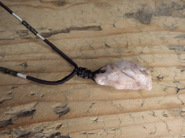 kwarc igiełkowy z Polski naszyjnik etno