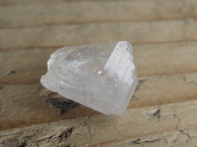topaz naturalny - Namibia