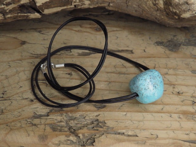 chryzokola i malachit * talizman na rzemieniu * spokój i rozwój duchowy