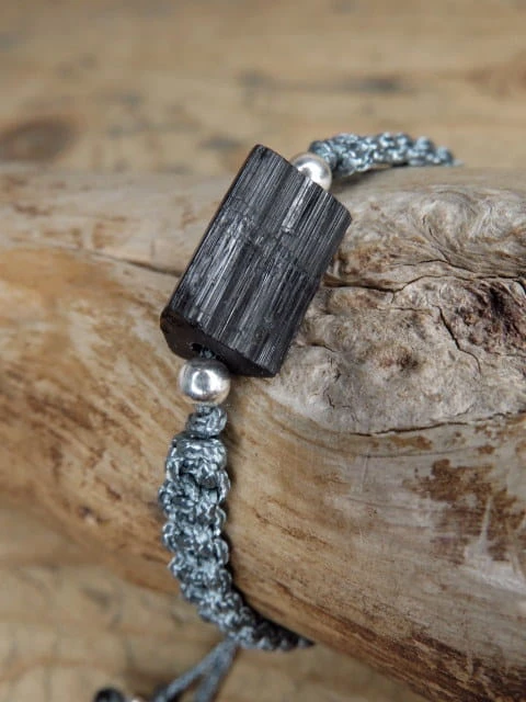 czarny turmalin - bransoleta ochronna makrama