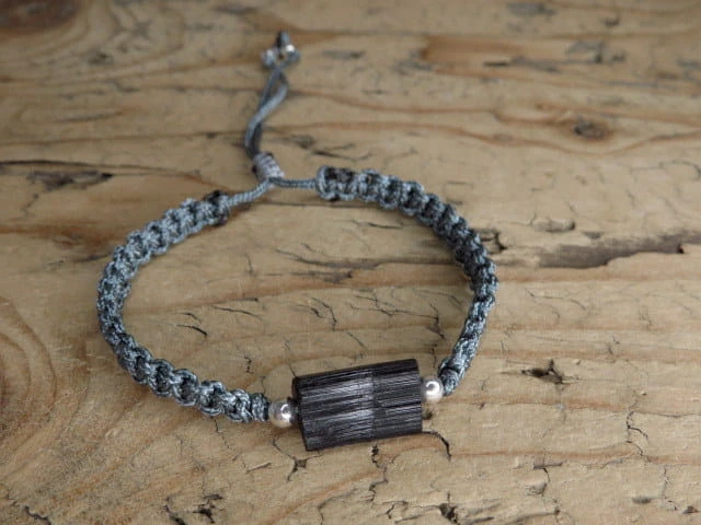 czarny turmalin - bransoleta ochronna makrama