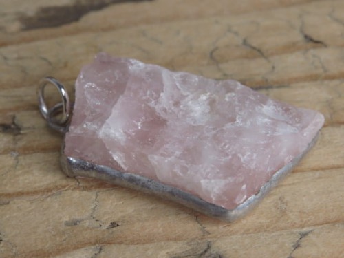 kwarc różowy * wisior