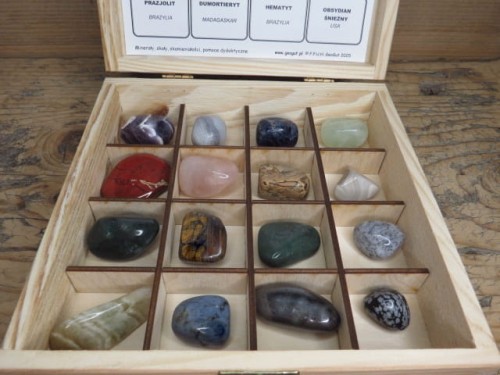 Zestaw polerowanych minerałów kolekcjonerskich