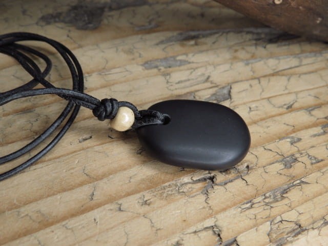 Ehwaz - runa na kamieniu