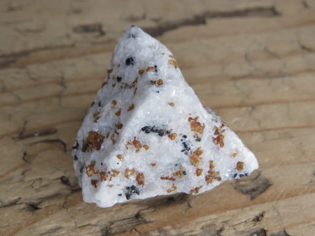 spinele rubicell i paleonast - Birma