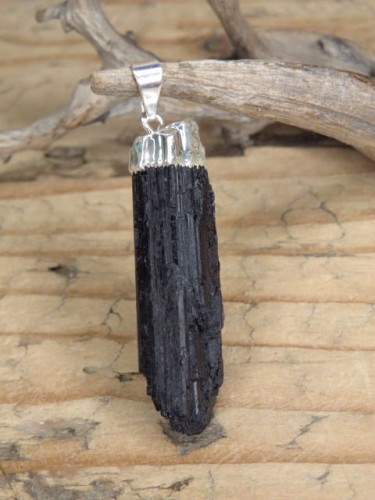 turmalin czarny szerl - wisior