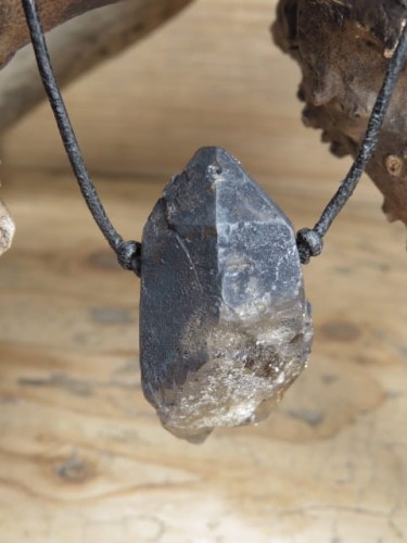 kwarc dymny * ochrona i spokój - amulet na rzemieniu