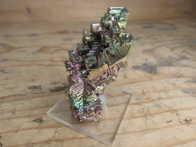 bizmut - kryształ laboratoryjny