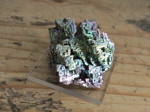 bizmut - kryształ laboratoryjny