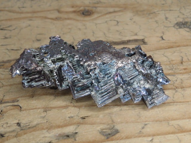 bizmut - kryształ laboratoryjny