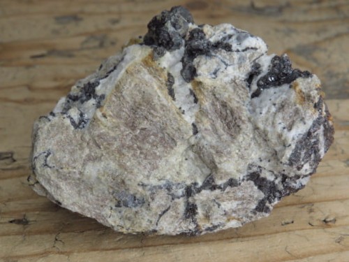 sfaleryt w brekcji - Góry Sowie Polska