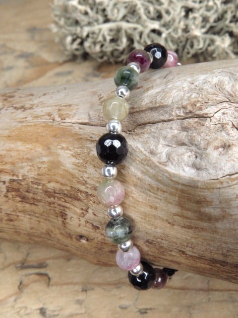 turmaliny czarny różowy i zielony - bransoletka makrama