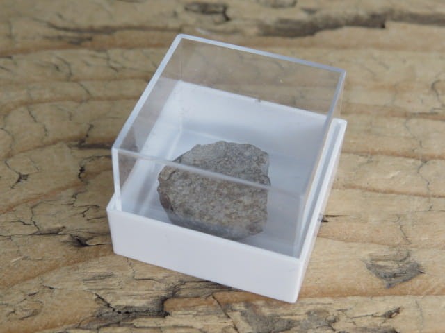 Meteoryt kamienny * NWA 869