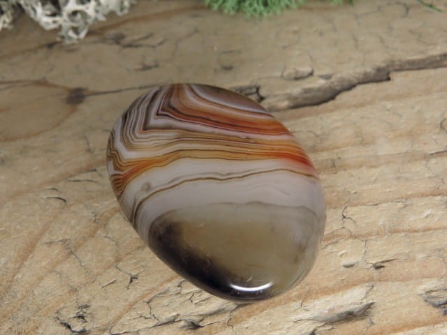 Brazylia Agat wypolerowany (bębniak).