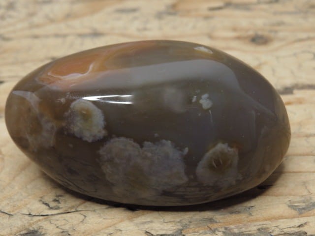 Agat - kamień do masażu. Ręcznie wykonane mydełko do masażu. Kamień polerowany.