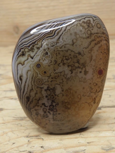 Agat - kamień do masażu. Ręcznie wykonane mydełko do masażu. Kamień polerowany.