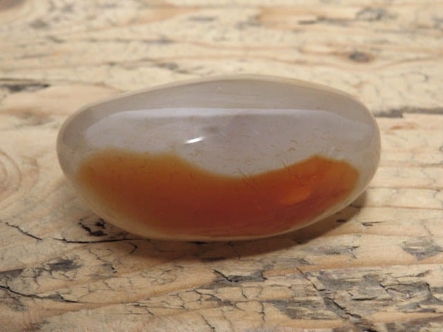 chalcedon - kamień do masażu