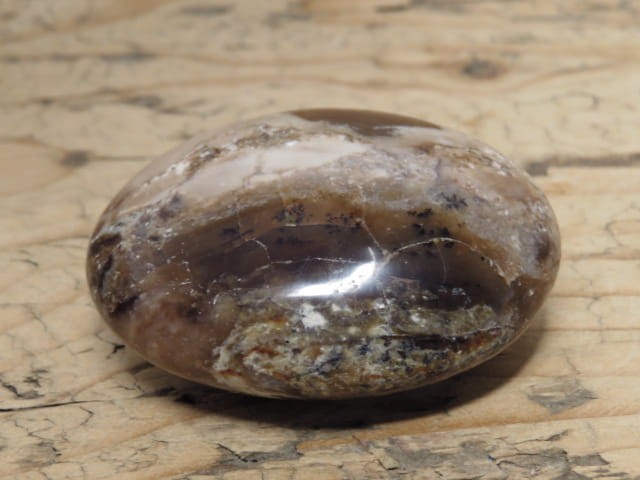 drewno skamieniałe - kamień do masażu