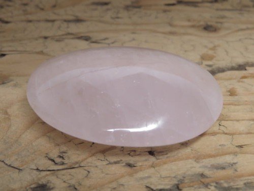 kwarc różowy - kamień do masażu