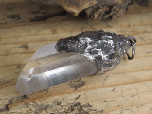 kryształ górski * artystyczny wisior amulet ochronny