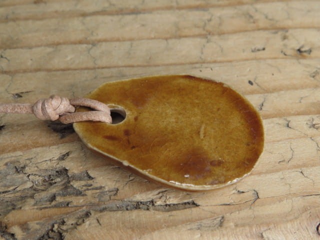 Symbol Welesa - wisior ceramiczny