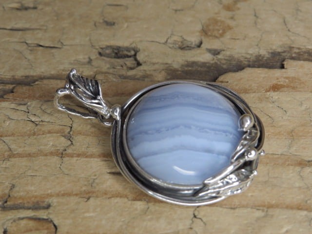 chalcedon błękitny wisior srebrny