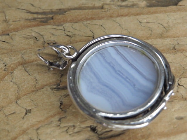 chalcedon błękitny wisior srebrny