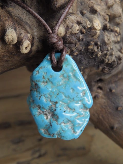 turkus naturalny * ochrona w podróży * amulet na rzemieniu