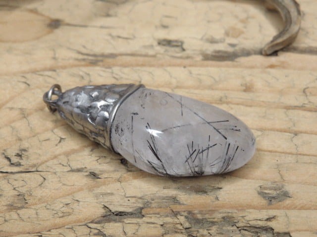 kwarc z turmalinem * wisior