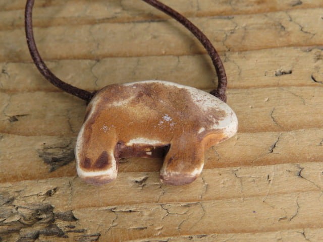 Wisior ceramiczny Miś ze Ślęży – słowiański amulet