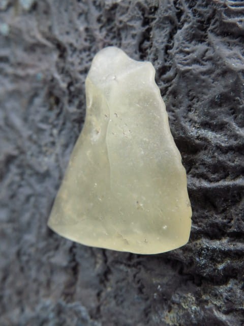 szkło libijskie * tektyt