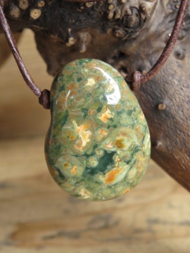 riolit ryolit * amulet na rzemieniu