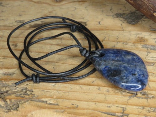 sodalit * talizman na rzemieniu