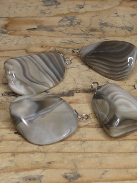 krzemień pasiasty * wisiorek