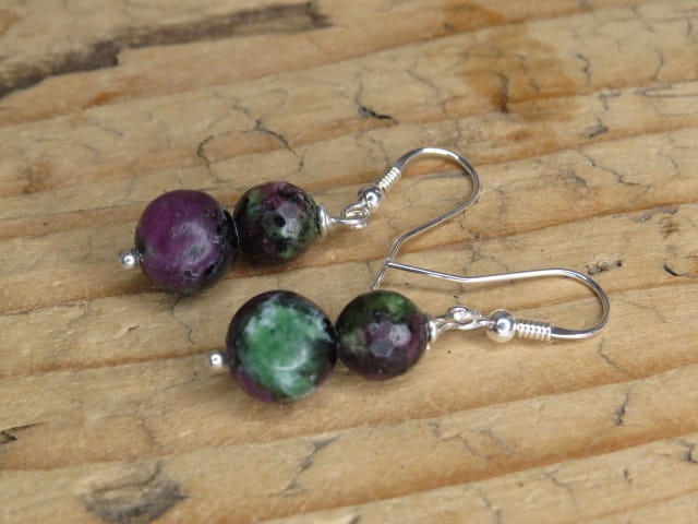 rubin w zoisycie * kolczyki