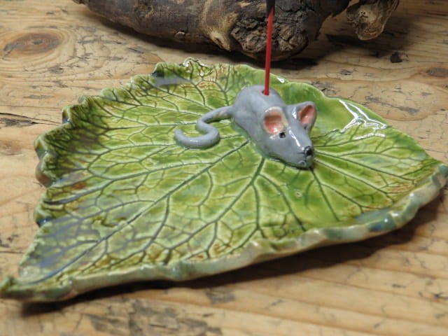 podstawka pod kadzidełko - kadzielniczka z myszką - ceramika ręcznie robiona