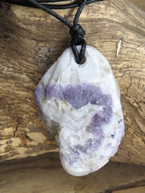 ametyst z Polski - wisior talizman na rzemieniu - Sudeckie Skarby