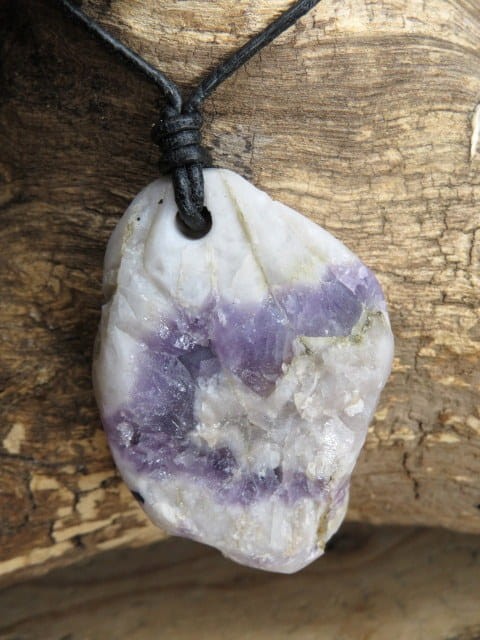 ametyst z Polski - wisior talizman na rzemieniu - Sudeckie Skarby