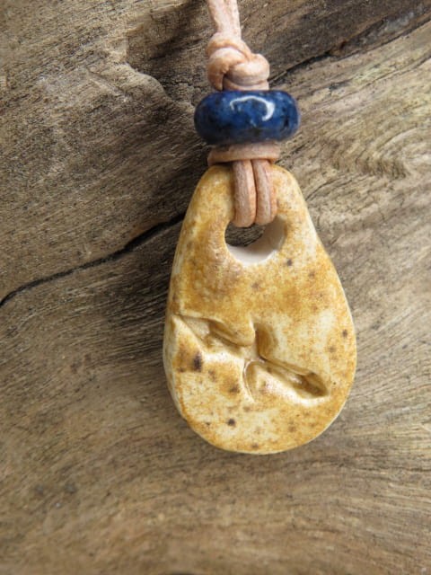 Strzelec - znak zodiaku wisiorek ceramiczny z sodalitem