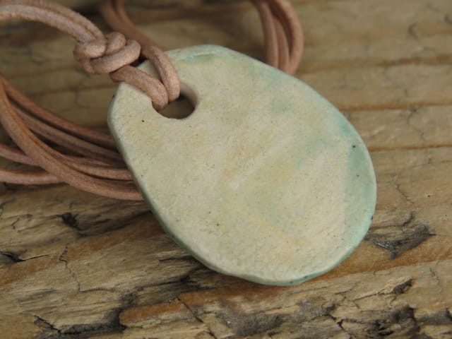 Ceramiczny wisior Mokosz – słowiański amulet płodności i ochrony