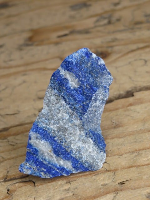 Lapis lazuli hackmannit piryt