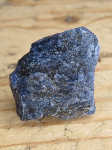 sodalit Boliwia - fluorescencja UV