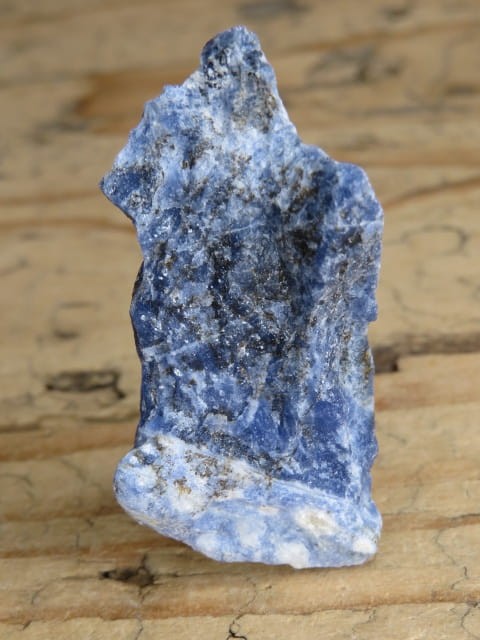 sodalit Boliwia - fluorescencja UV