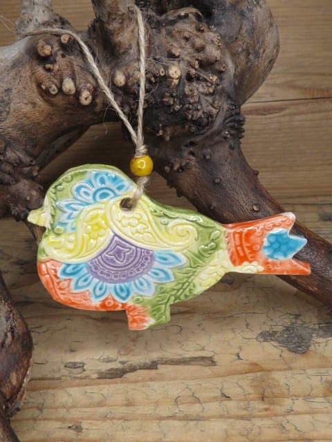 Ceramiczna zawieszka ptaszek w kolorowym szkliwie