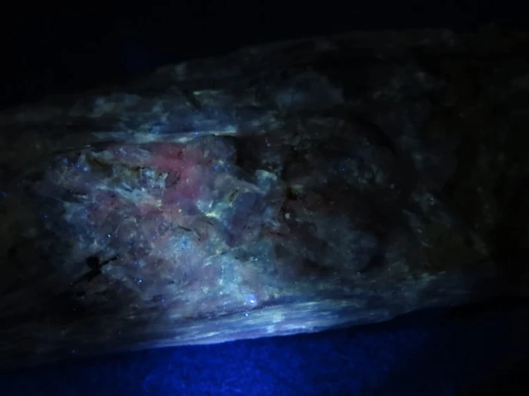 dysten - cyjanit Brazylia