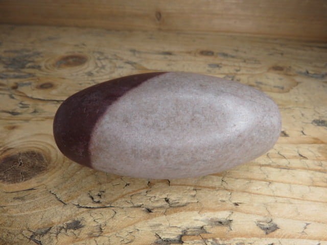 Oryginalny Shiva Lingam z Indii – kamień do medytacji